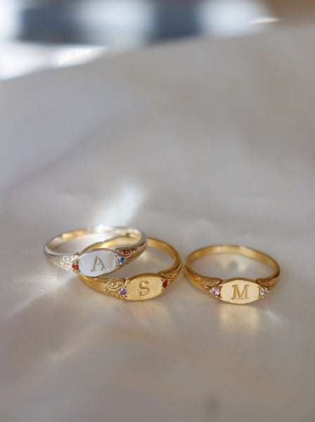 Vintage inspired signet ring
