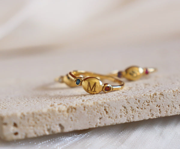 Bubble birthstone initial ring