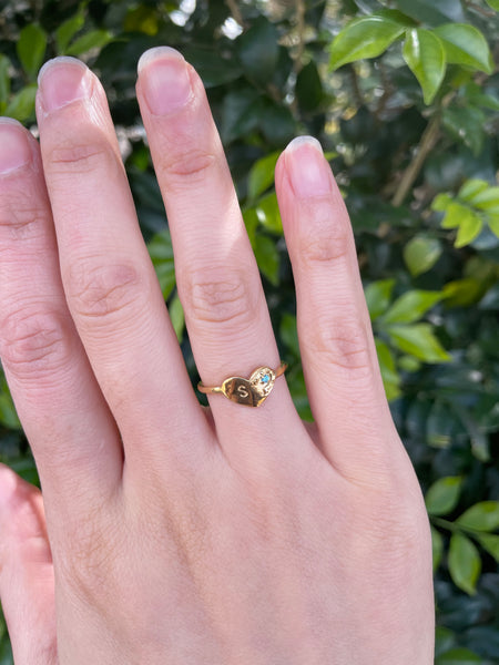 Horseshoe birthstone initial ring