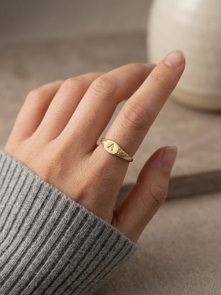 Vintage inspired signet ring